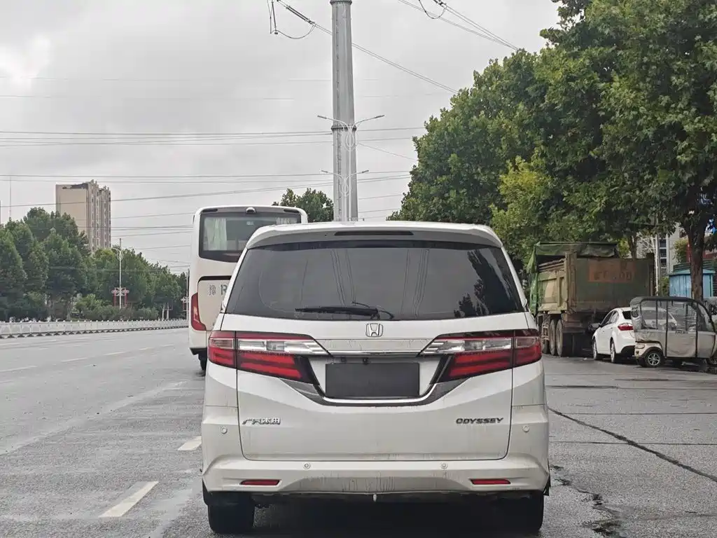 Honda Odyssey — миниатюра 6