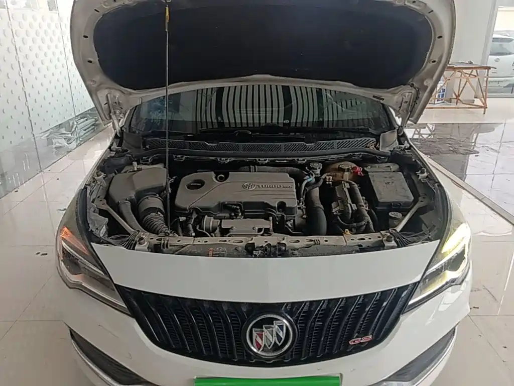 Buick Verano — миниатюра 20