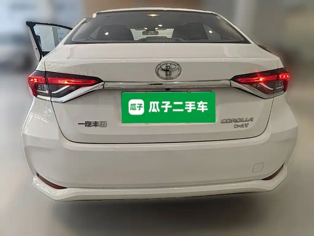 Toyota Corolla — миниатюра 8
