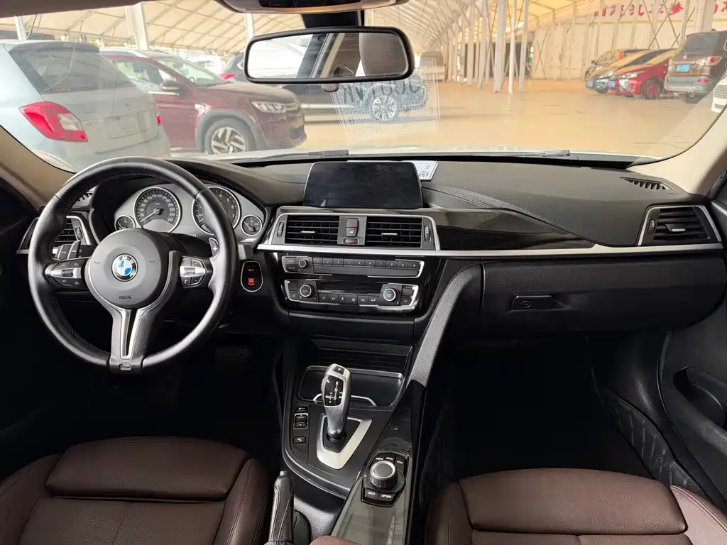 BMW 3 Series — миниатюра 31