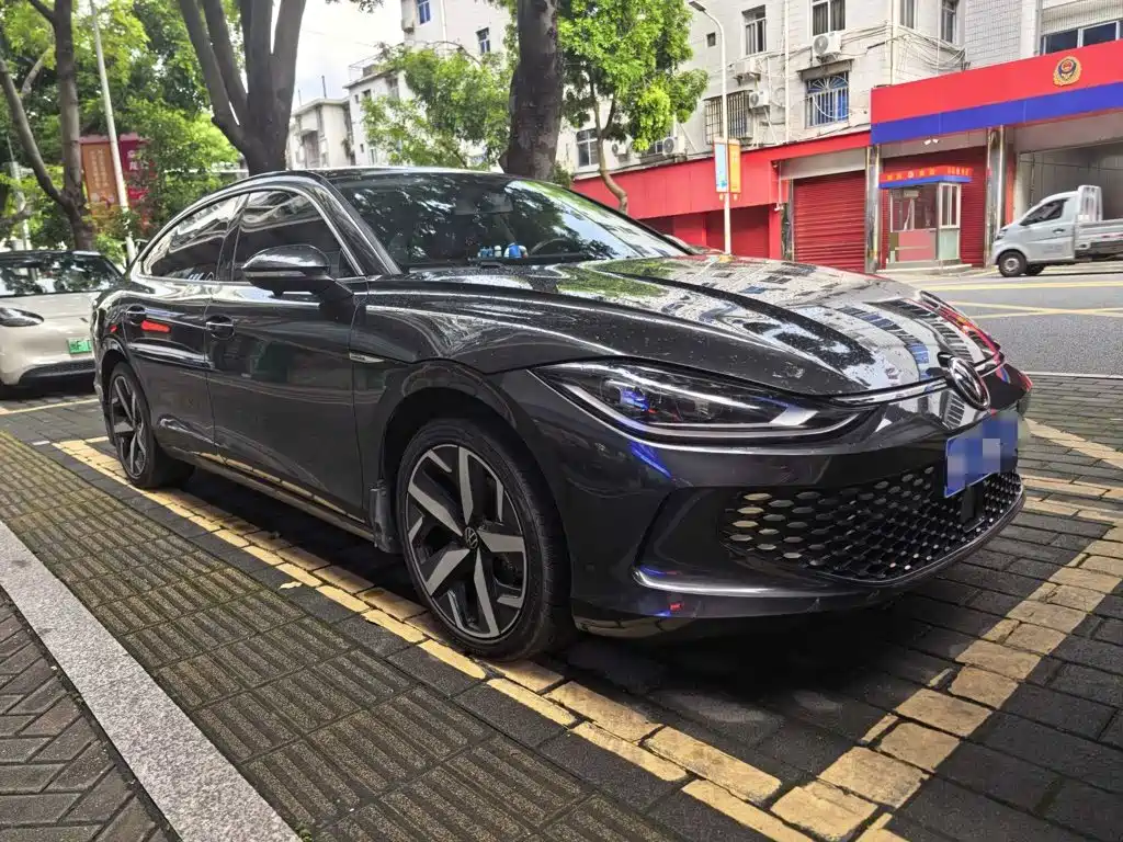 Volkswagen Lamando — миниатюра 2