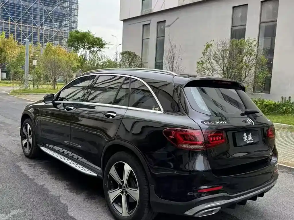 Mercedes-Benz GLC — миниатюра 7