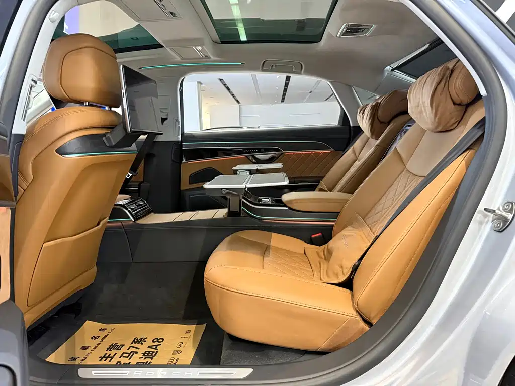 Audi A8 — миниатюра 12