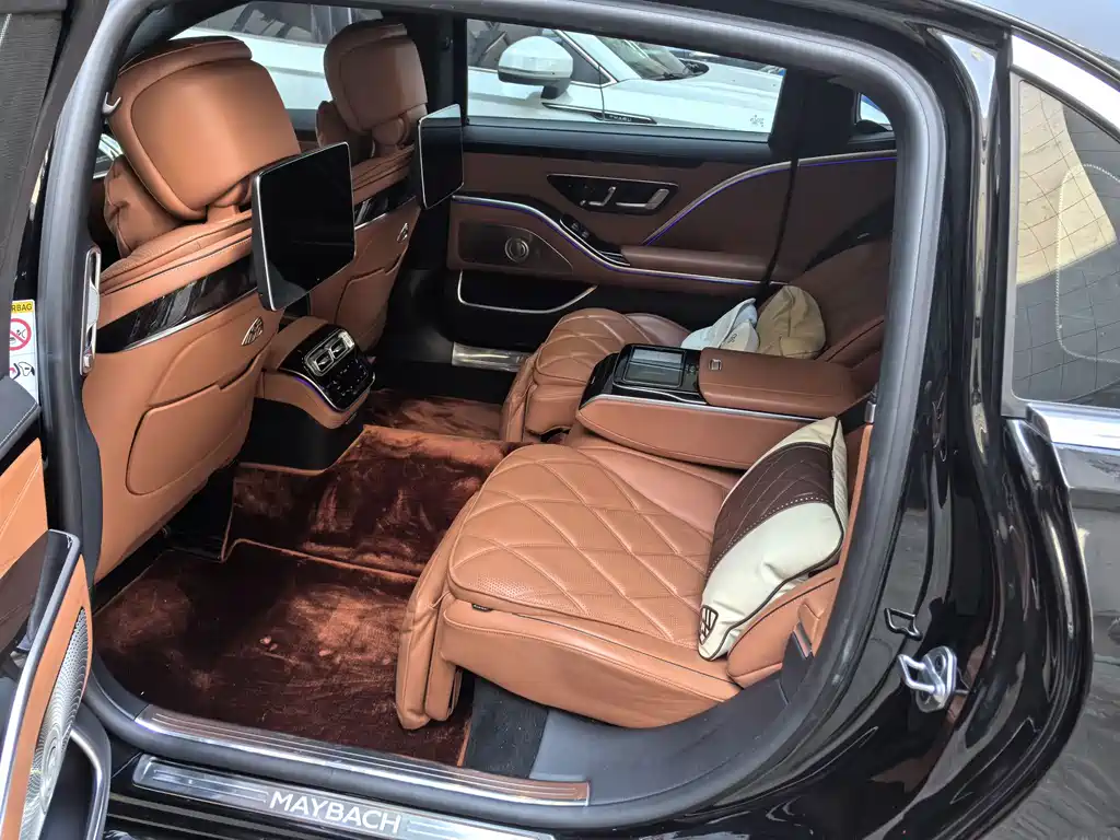 Mercedes-Benz S-Class — миниатюра 10