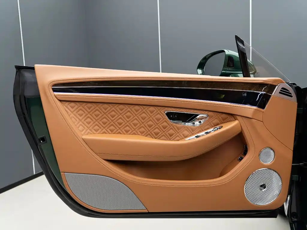 Bentley Continental — миниатюра 10