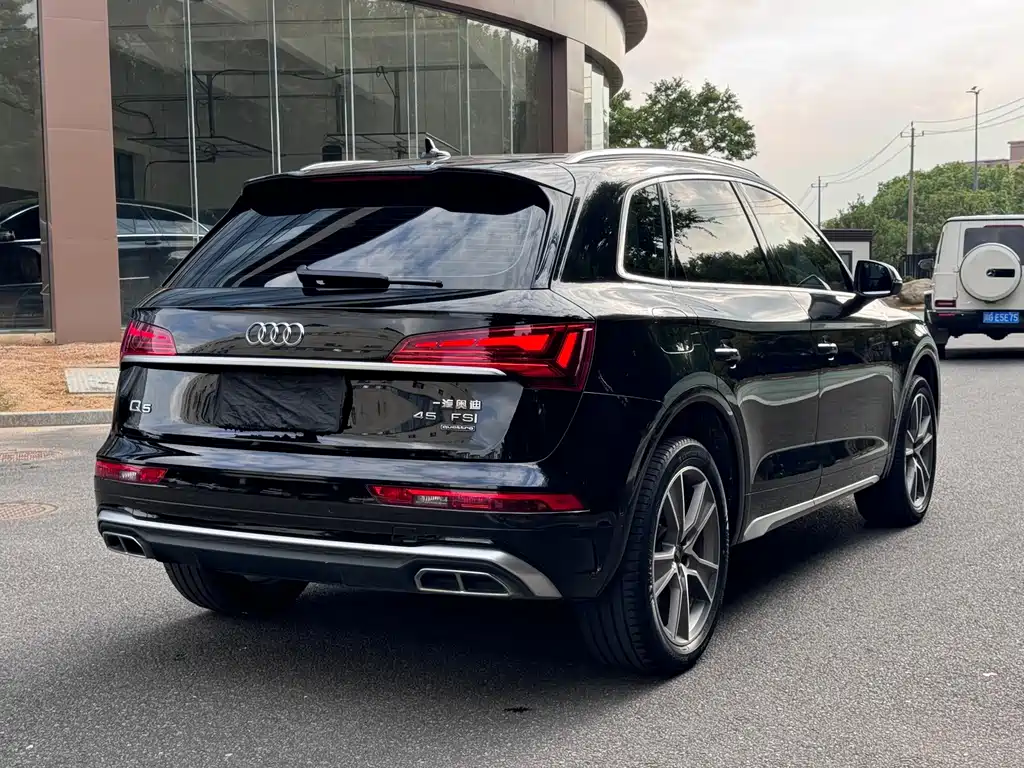 Audi Q5L — миниатюра 16