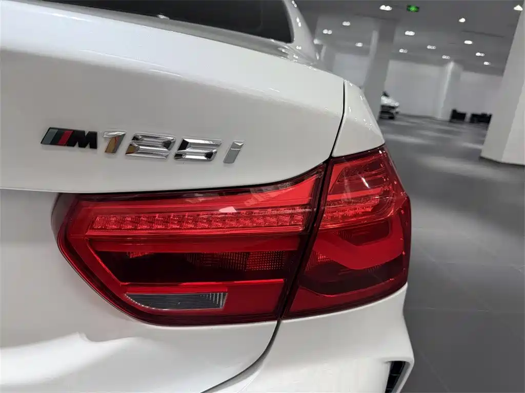 BMW 1 Series — миниатюра 12