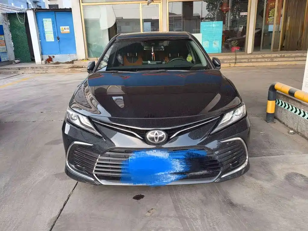 Toyota Camry — миниатюра 2