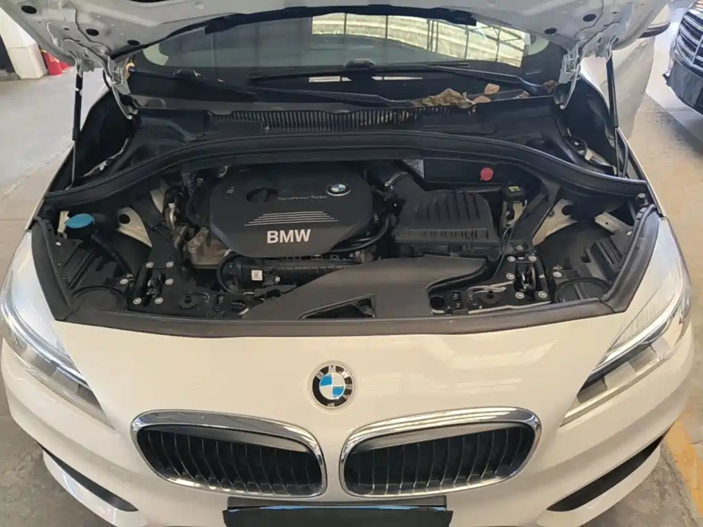 BMW 2 Series Active Tourer — миниатюра 20