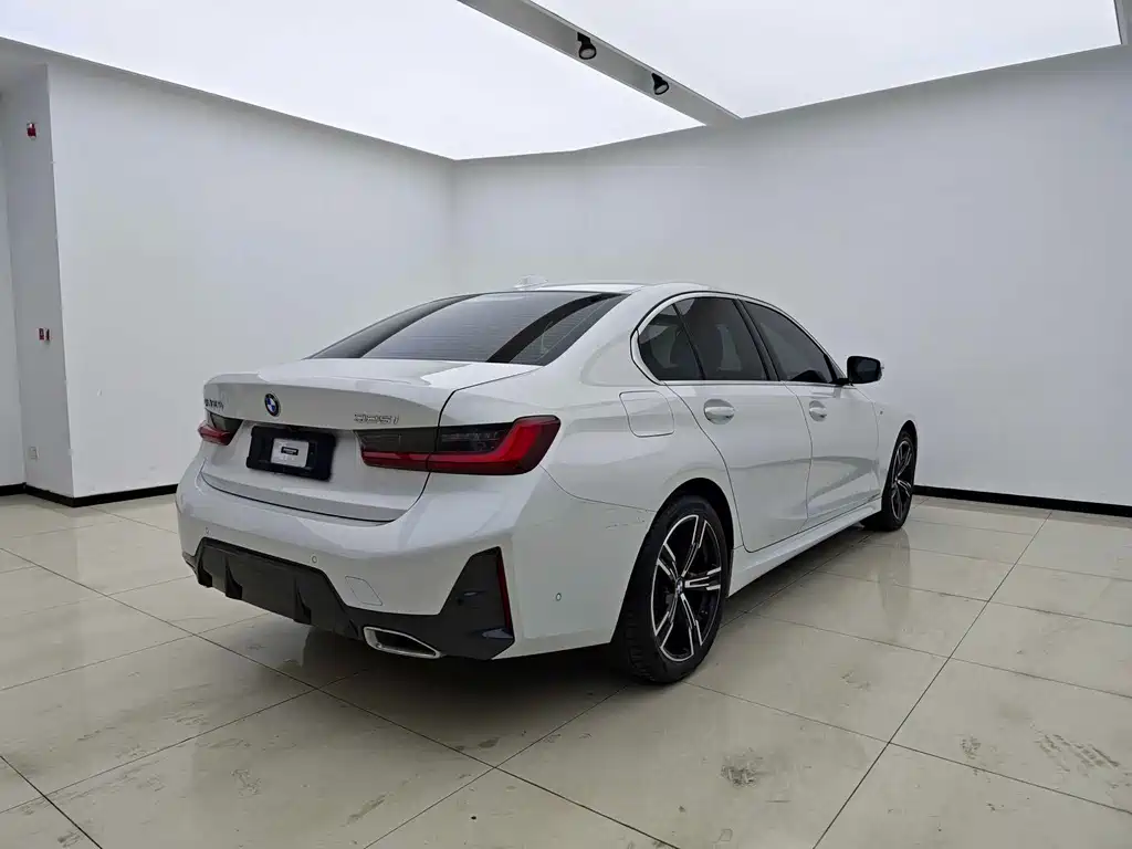 BMW 3 Series 3 2023 325i M Sport