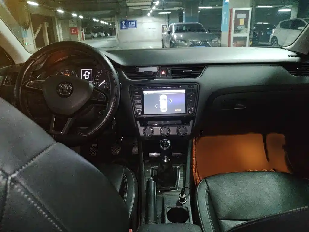 Skoda Octavia — миниатюра 13