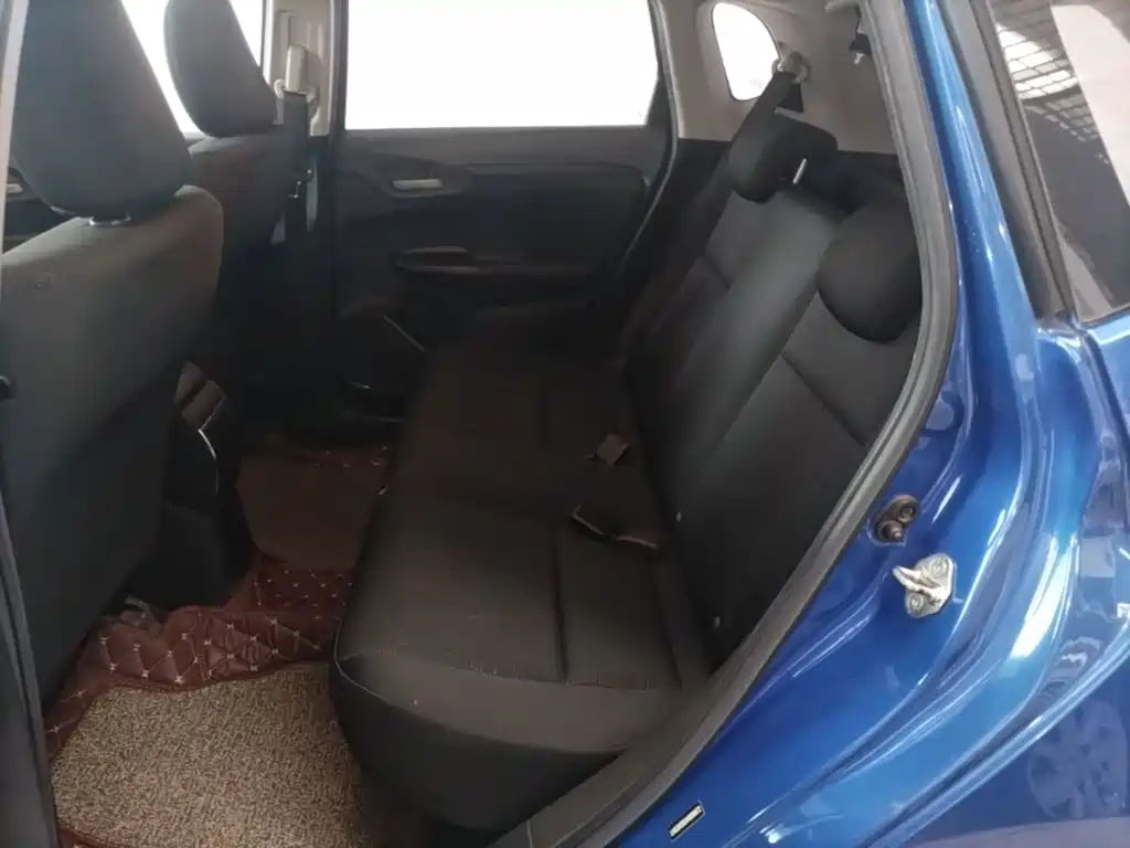 Honda Fit — миниатюра 17