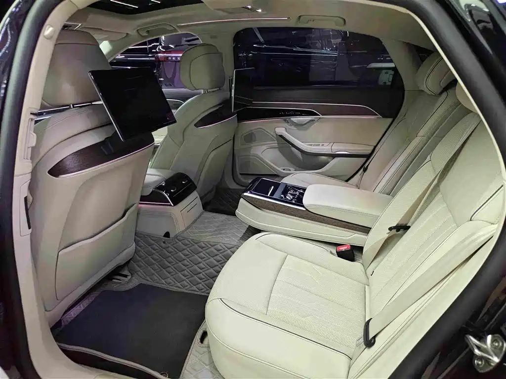 Audi A8 — фотографии объявления, Фото 10