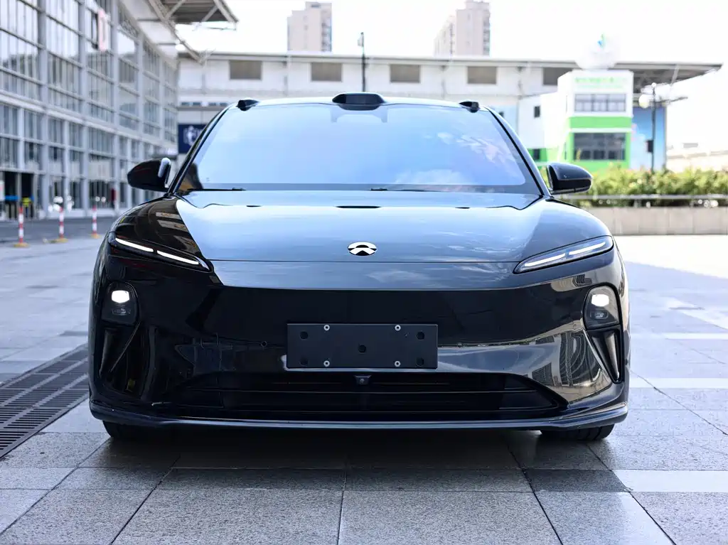 NIO ET5T — миниатюра 2