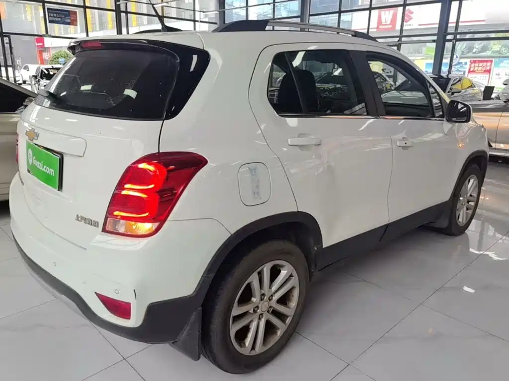 Chevrolet Trax — миниатюра 7