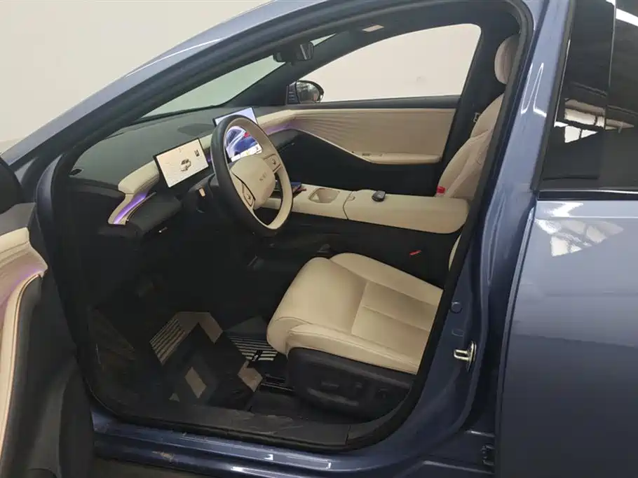 Nissan N6 2026 180 Max