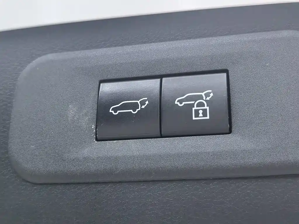 Lexus NX — миниатюра 33