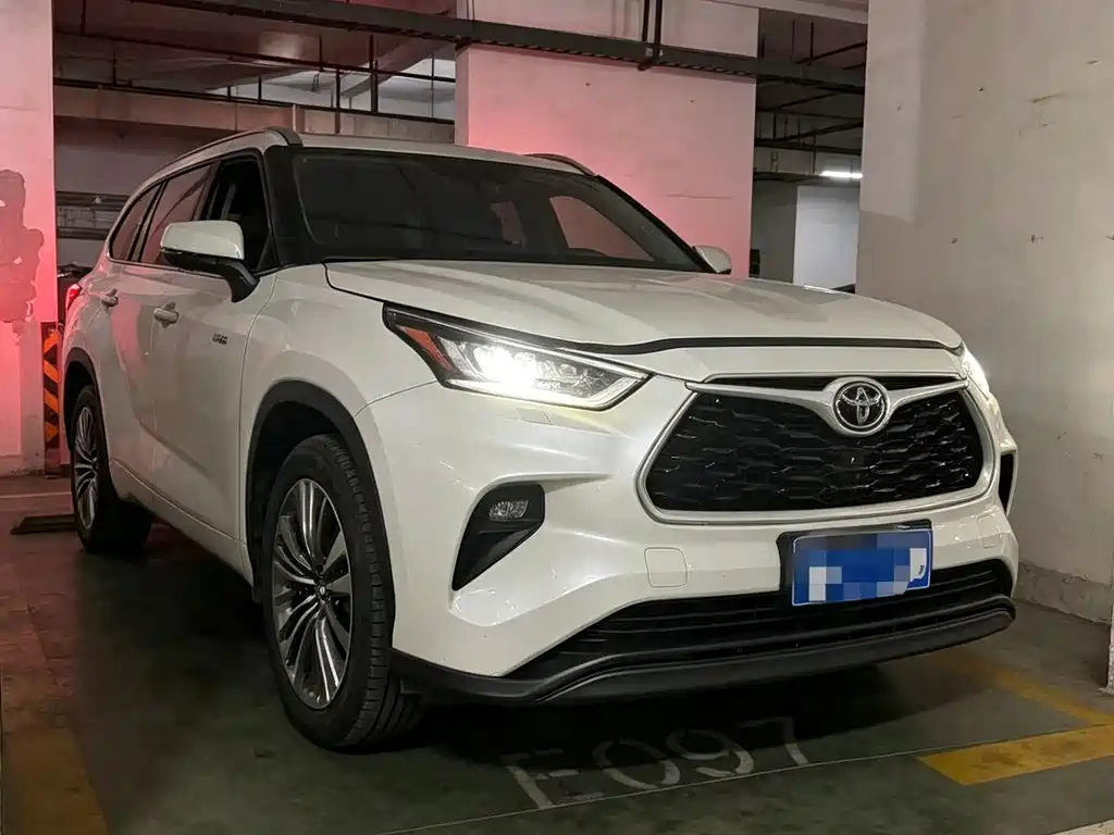 Toyota Highlander — миниатюра 3