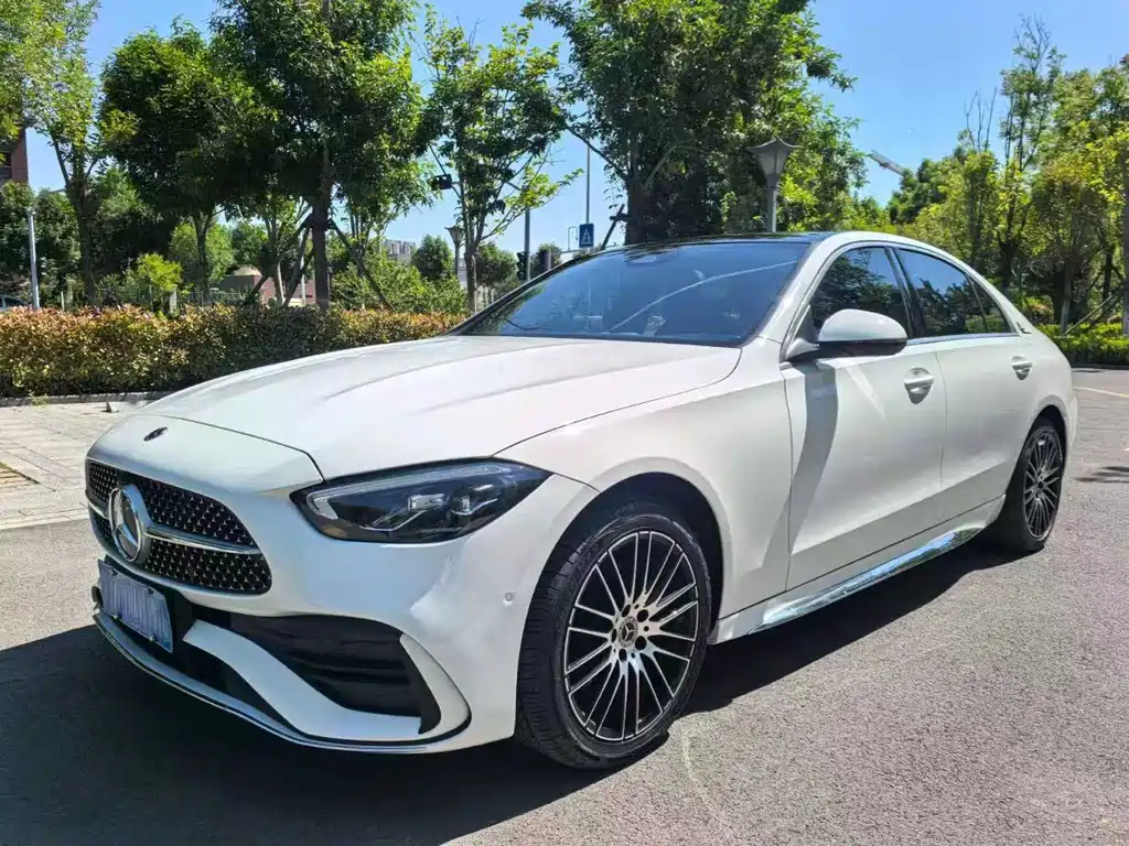 Mercedes-Benz C-Class 2022