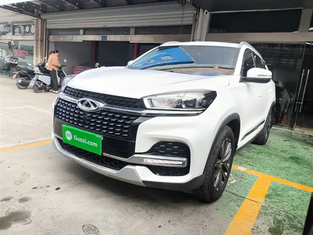 CHERY TIGGO 8