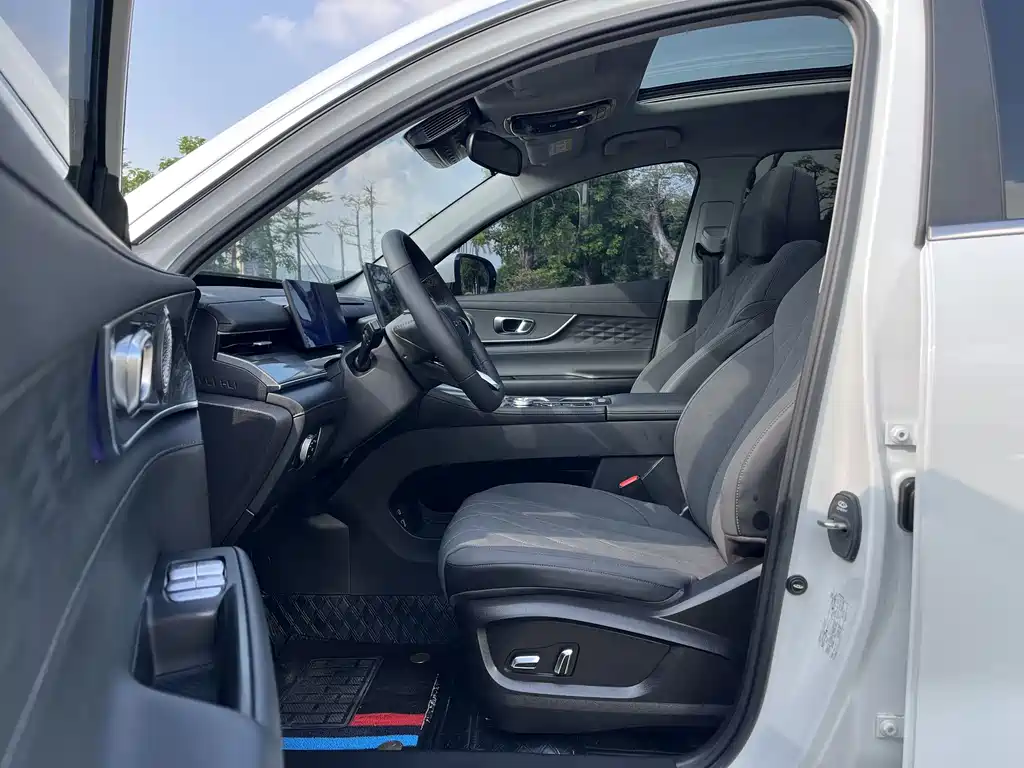 Chery Tiggo 8 PLUS — миниатюра 12