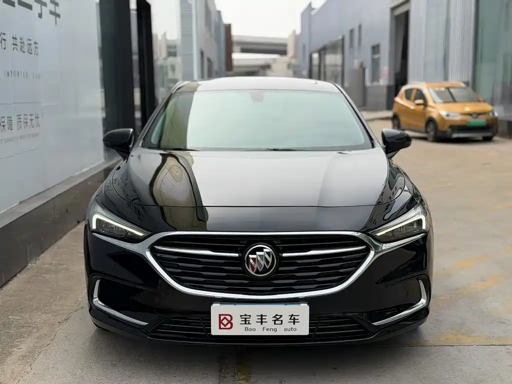 Buick LaCrosse — миниатюра 2