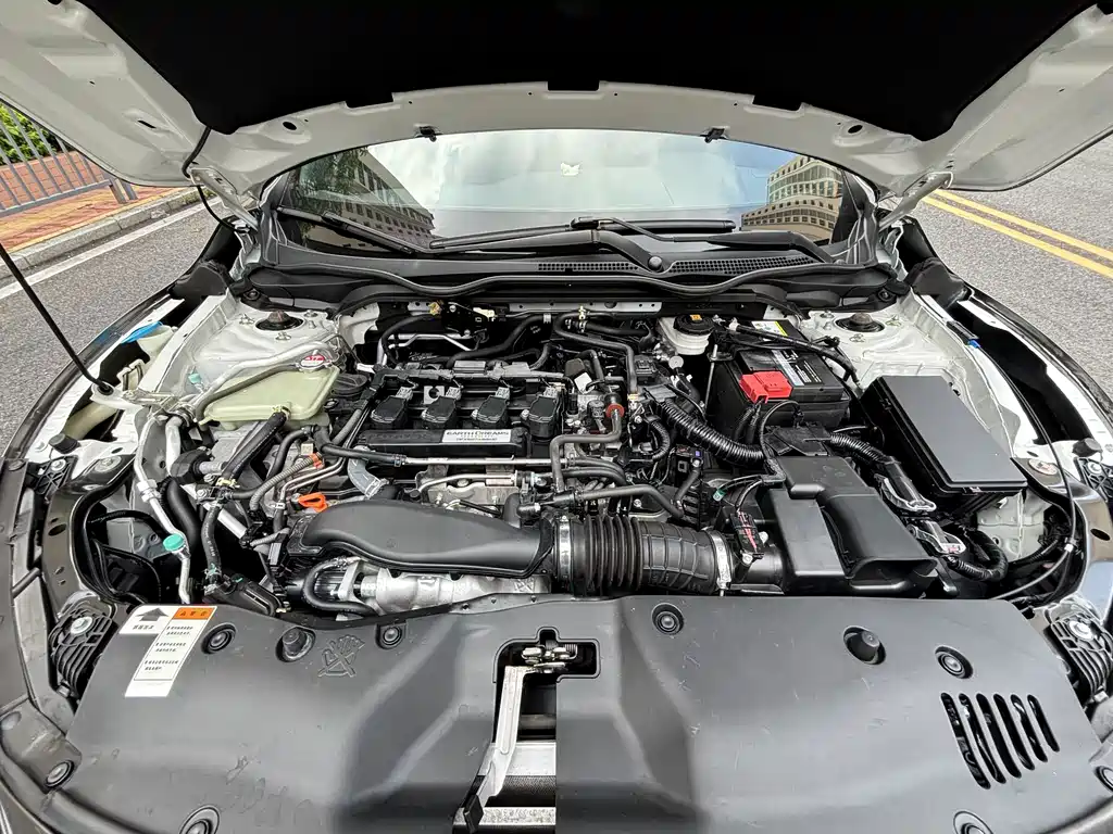 Honda Civic — миниатюра 16
