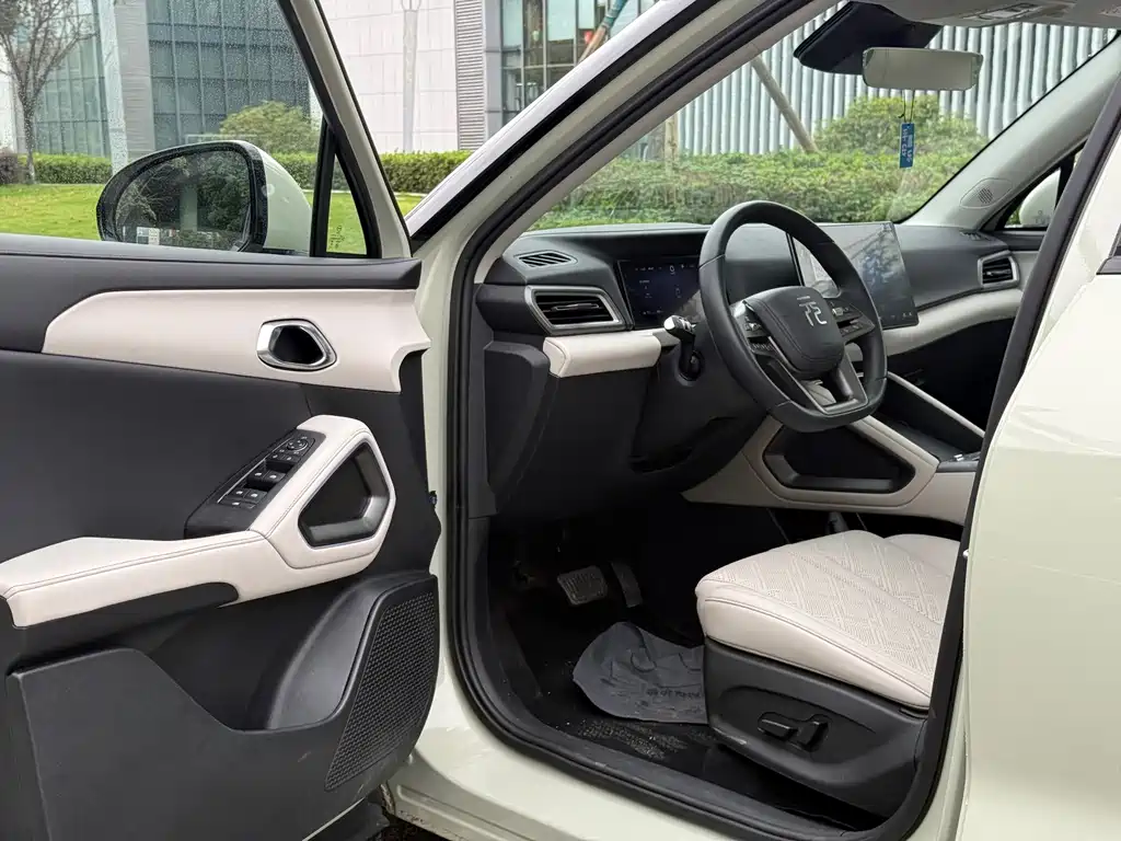 BYD Yuan UP — миниатюра 7