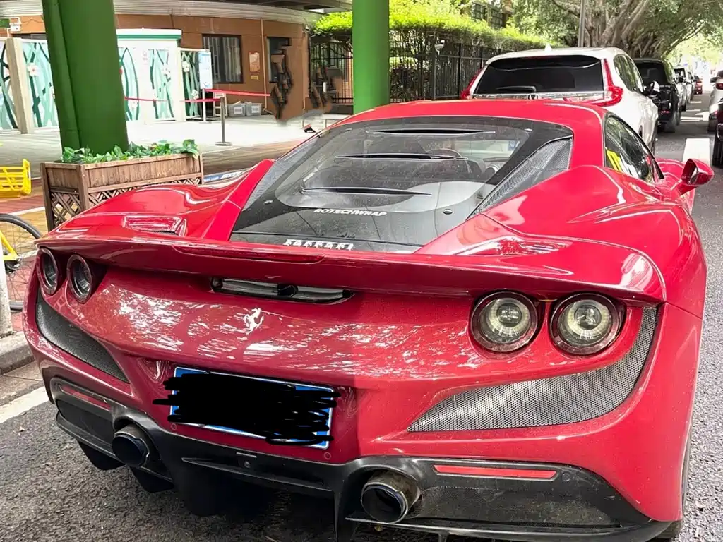 Ferrari F8 2019 Tributo 3.9T V8