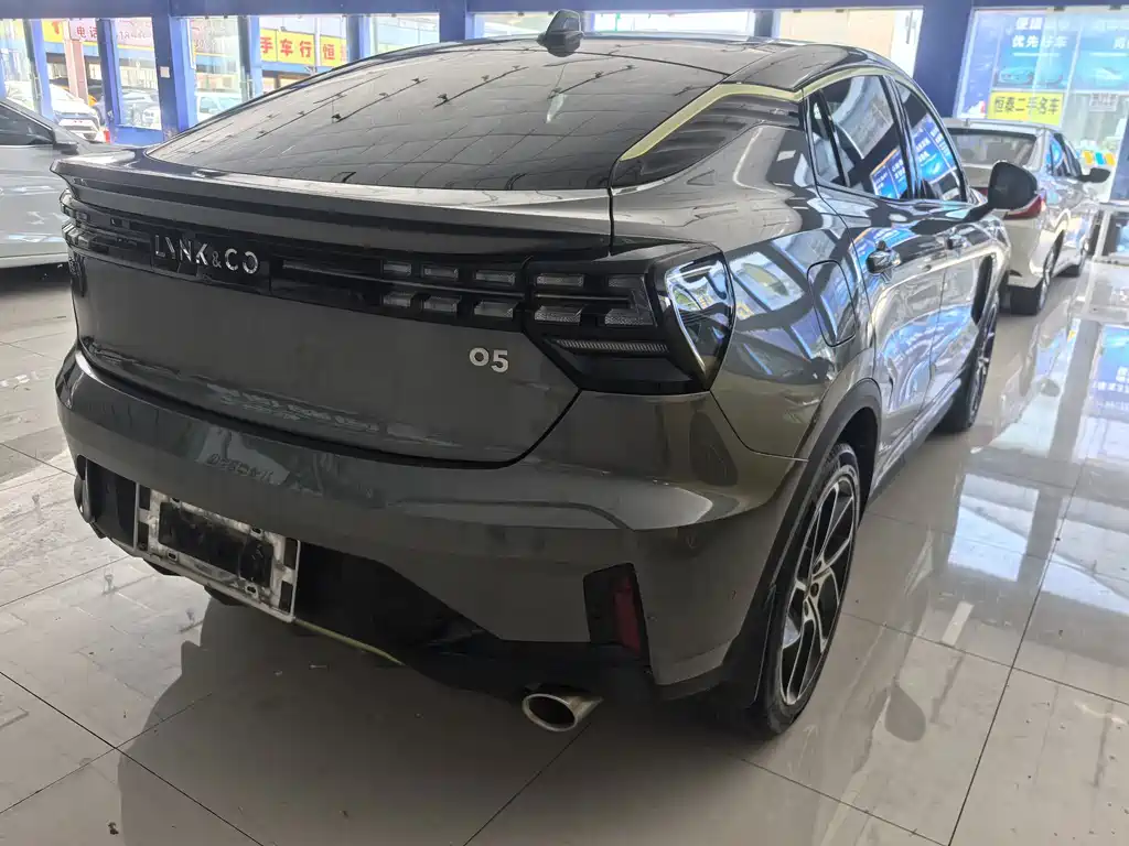 Lynk & Co 05 — миниатюра 10