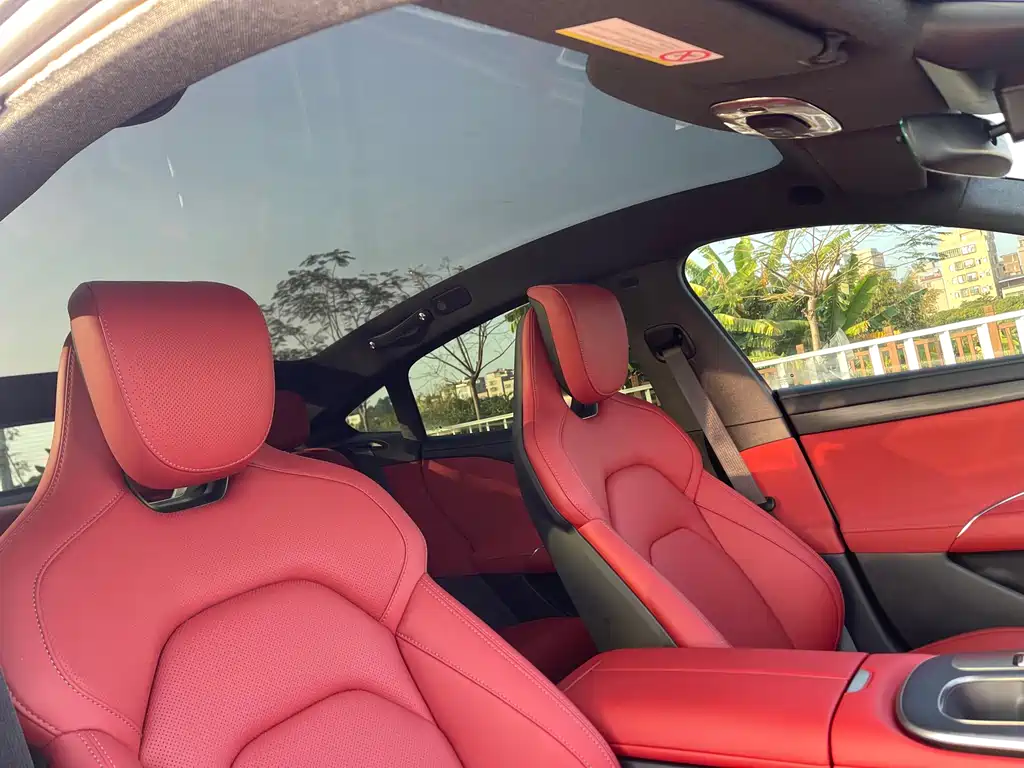 XIAOMI CAR XIAOMI SU7