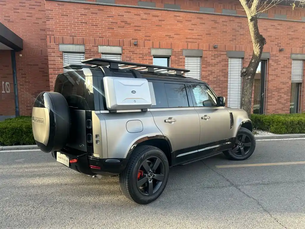 Land Rover Land Rover Defender 2025 110 3.0T P400 X