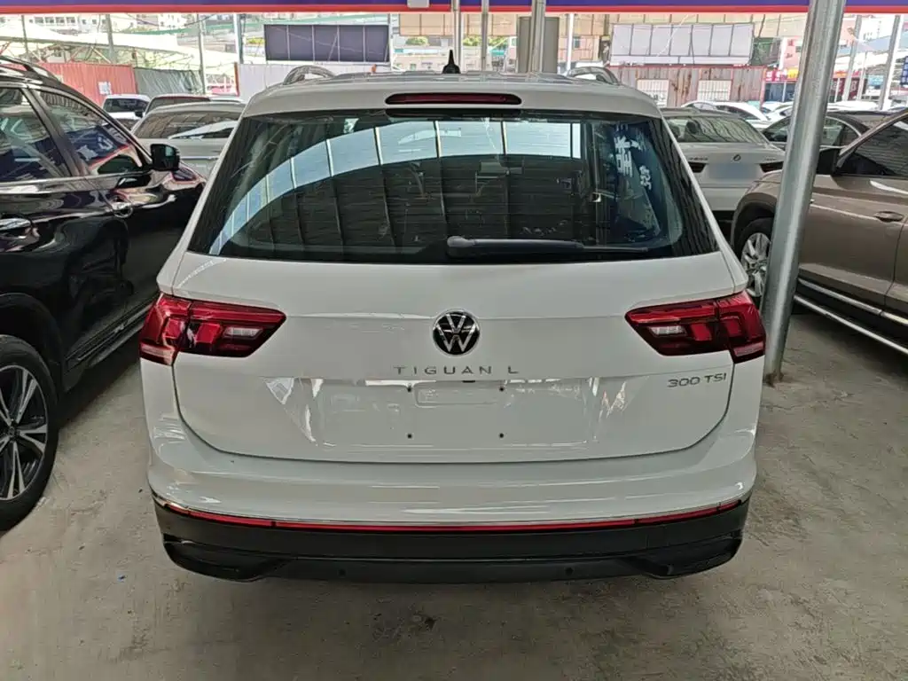 Volkswagen Tiguan L — миниатюра 6