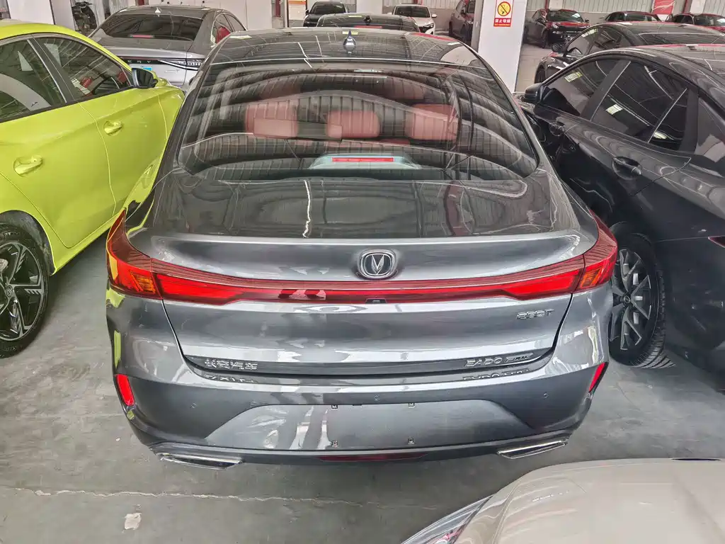 Changan Eado — миниатюра 3