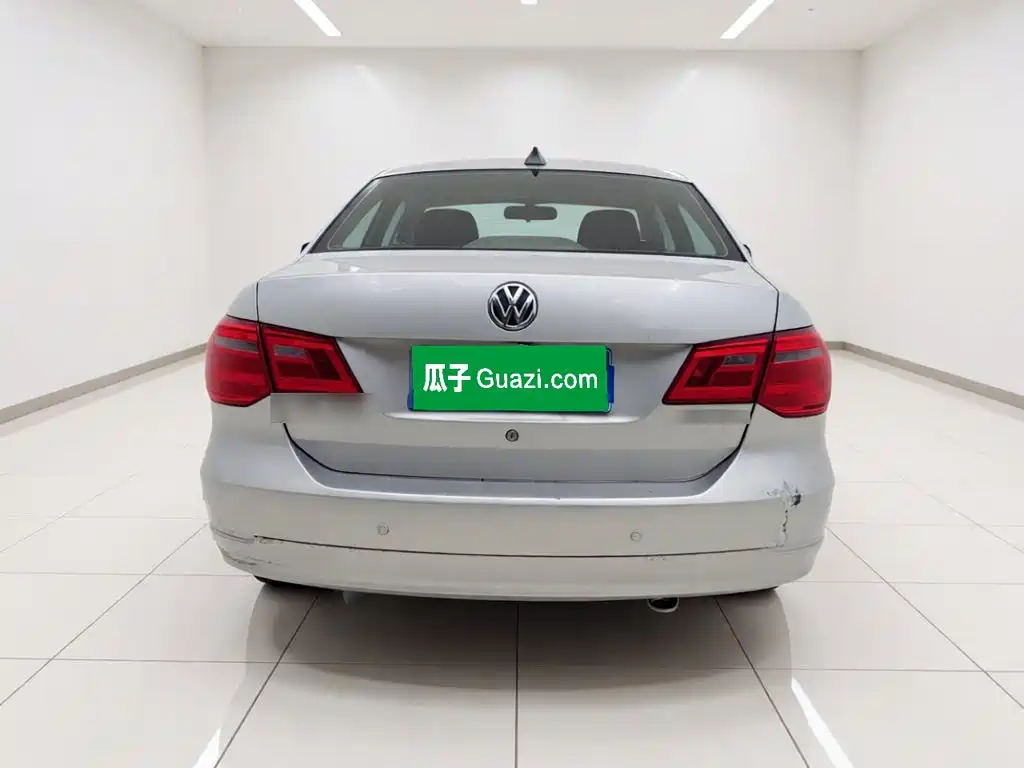 Volkswagen Jetta — миниатюра 5