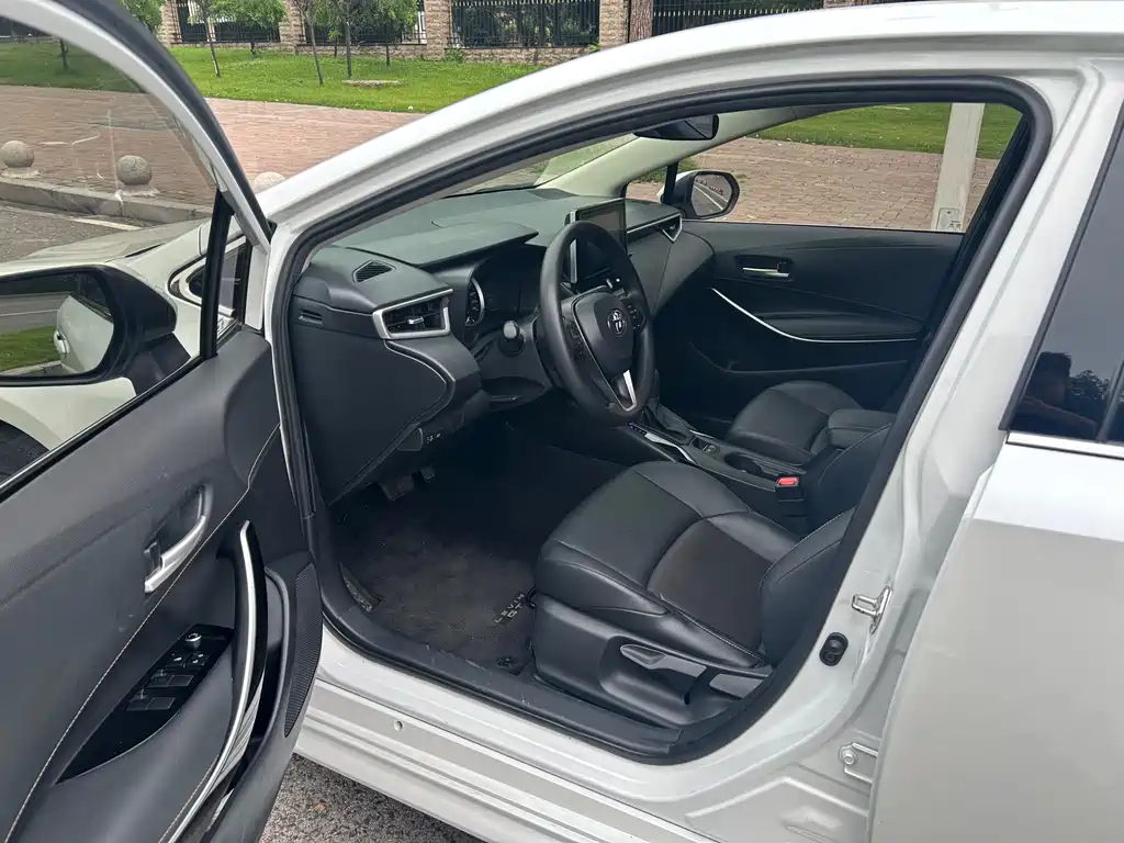 Toyota Lingshang 2021 2.0L Luxury