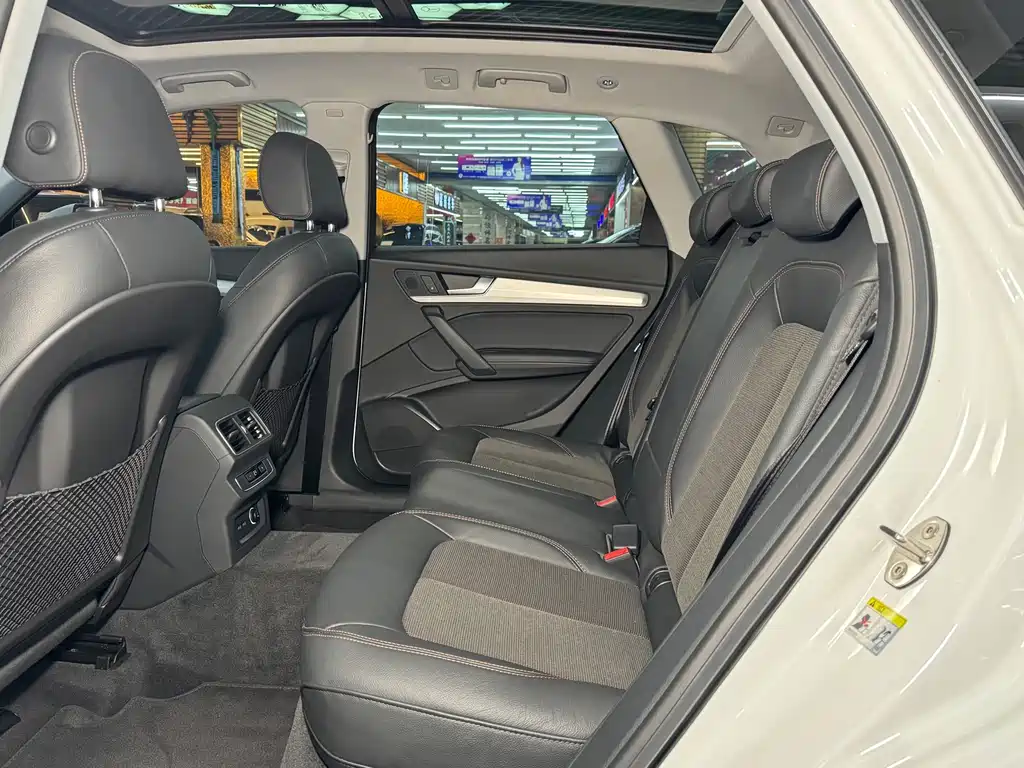 Audi Q5L — миниатюра 11