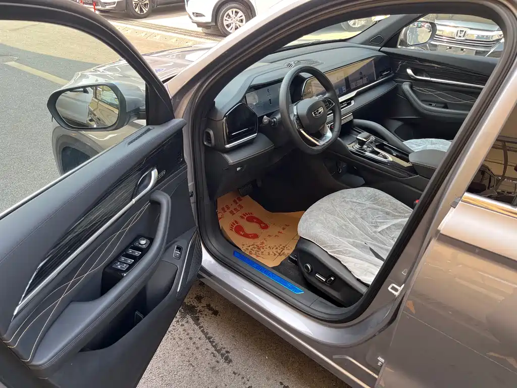 Geely Monjaro L 2024 2.0TD DCT EVO