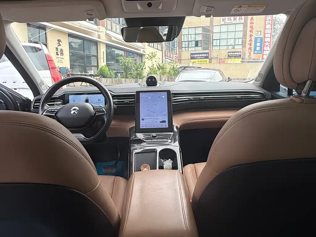 NIO ES8 — миниатюра 10