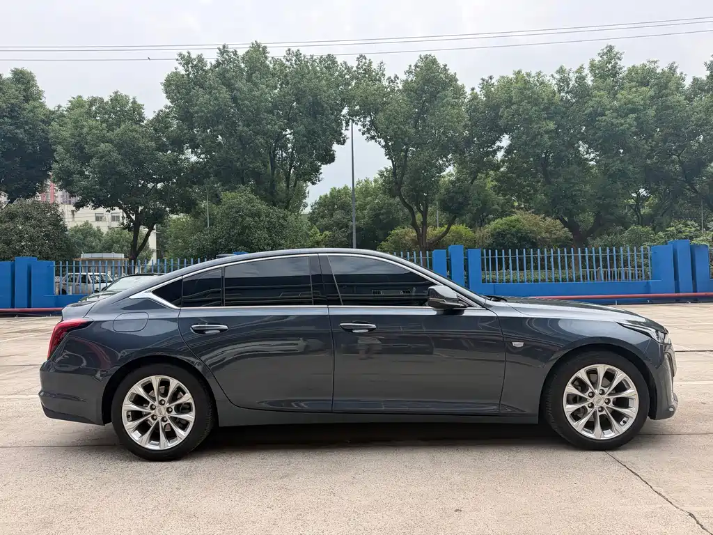 Cadillac CT5 — миниатюра 10