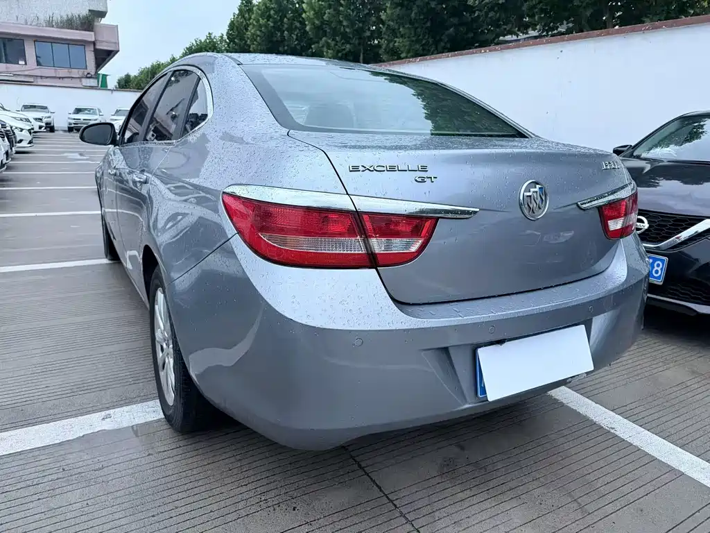 Buick Excelle 2012 GT 1.6L MT