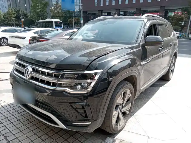 VOLKSWAGEN TOURANG 2024