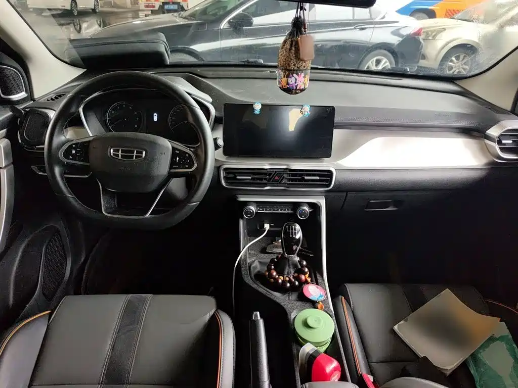 Geely Binyue — миниатюра 5