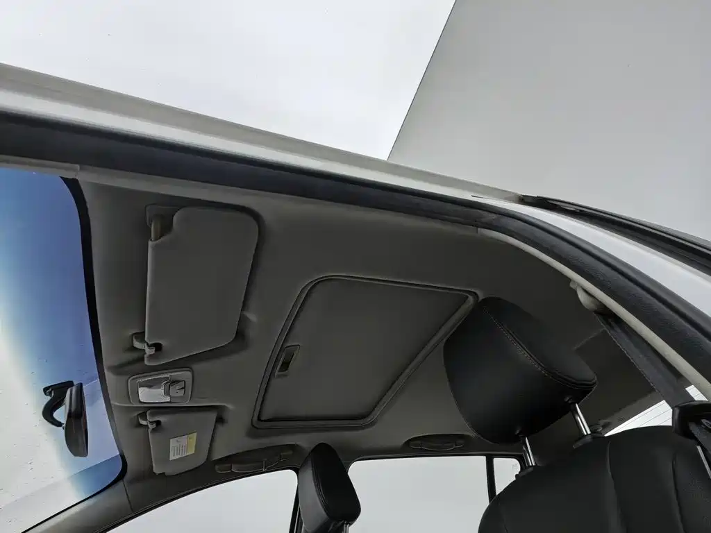 Baojun 310 — миниатюра 14