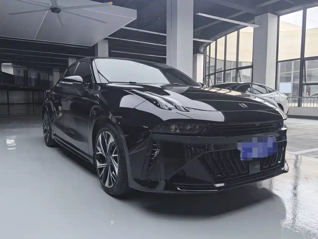 Lynk & Co 03 — миниатюра 3