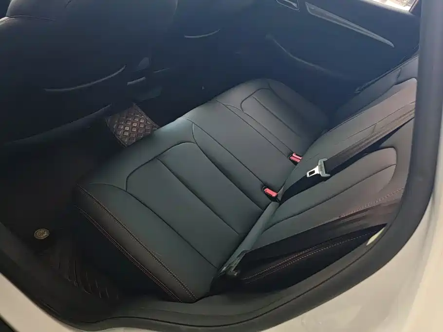 Roewe RX3 — миниатюра 11