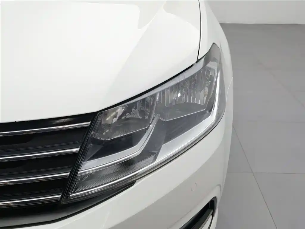 Volkswagen Gran Lavida 2017 180TSI DSG Comfort