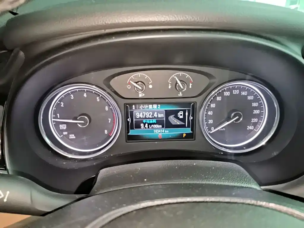 Buick LaCrosse — миниатюра 12
