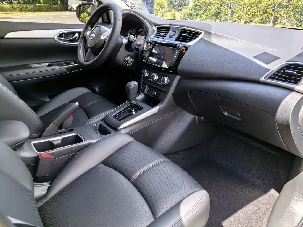 Nissan Sylphy — миниатюра 12