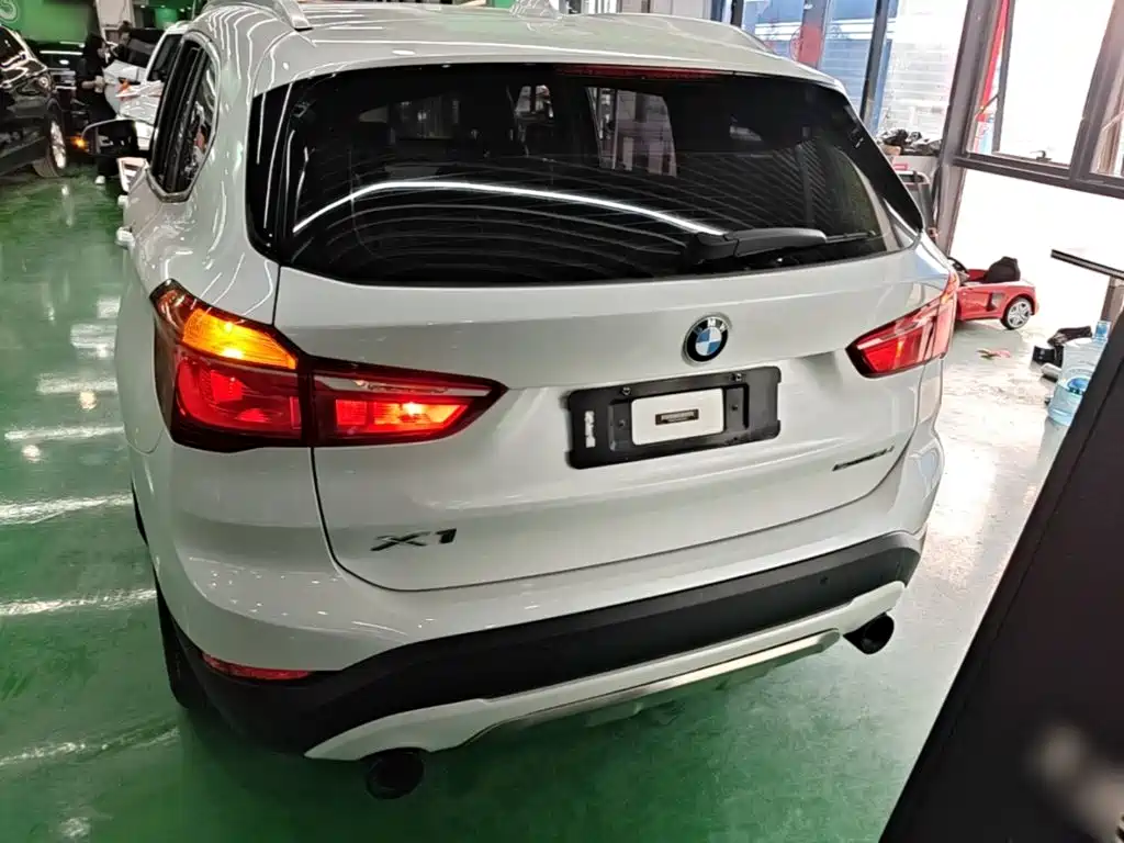 BMW X1 — миниатюра 6